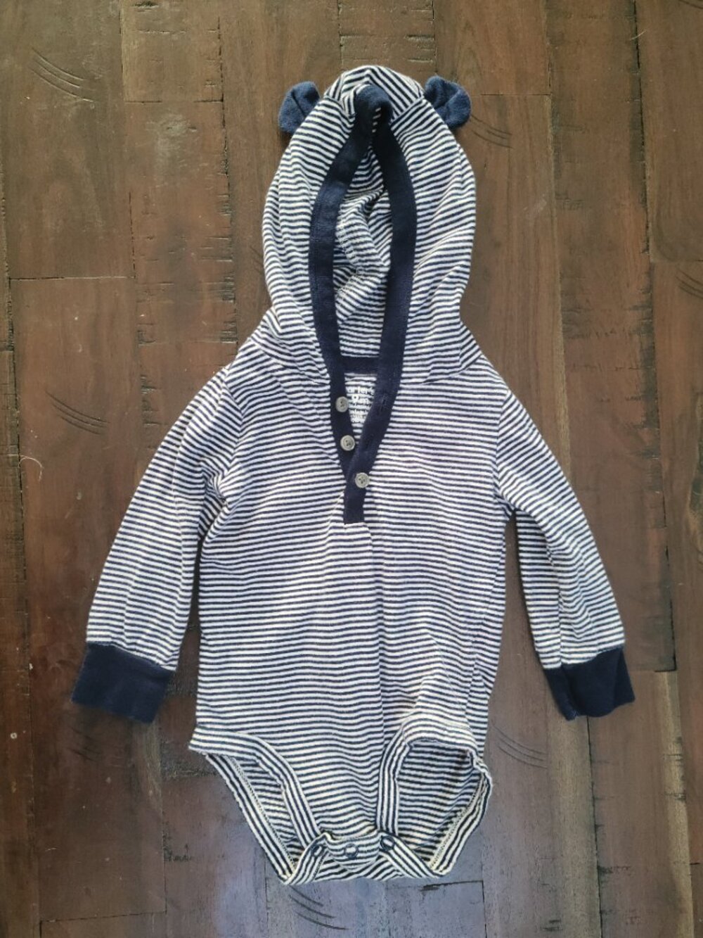 💚 Carters Long Sleeve Hooded Bodysuit